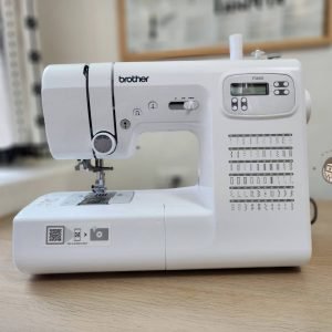 適合親子共學的縫紉機-日本brother FS-60X